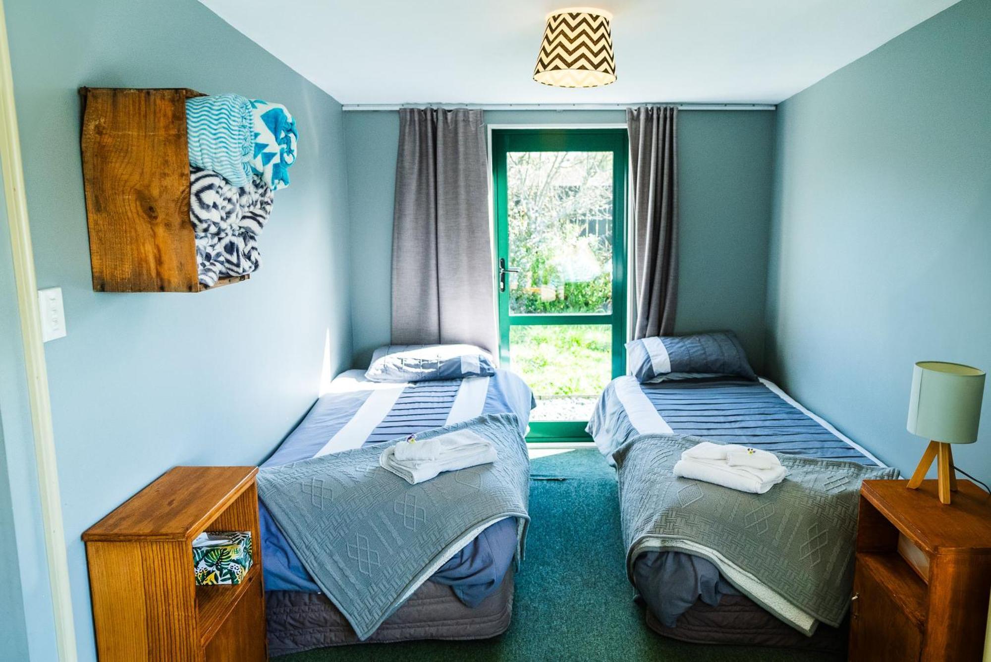 Pinedale Lodge & Apartment ميثفين المظهر الخارجي الصورة