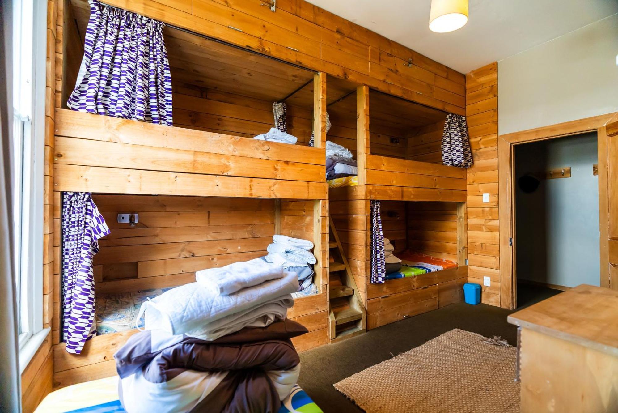 Pinedale Lodge & Apartment ميثفين المظهر الخارجي الصورة