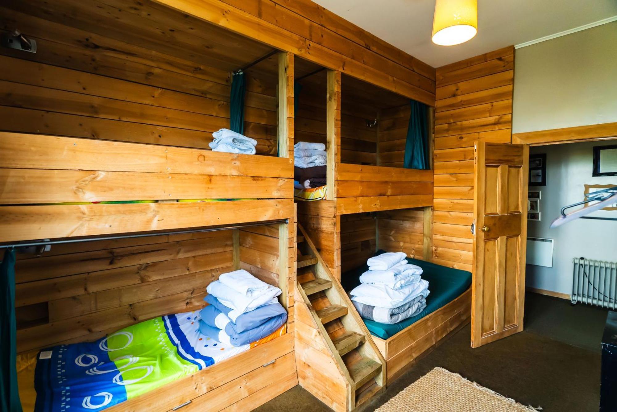 Pinedale Lodge & Apartment ميثفين المظهر الخارجي الصورة